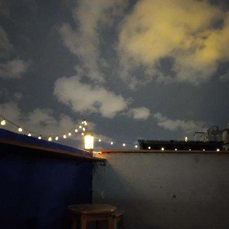 Amazing Khaosan Hostel กรุงเทพมหานคร ภายนอก รูปภาพ