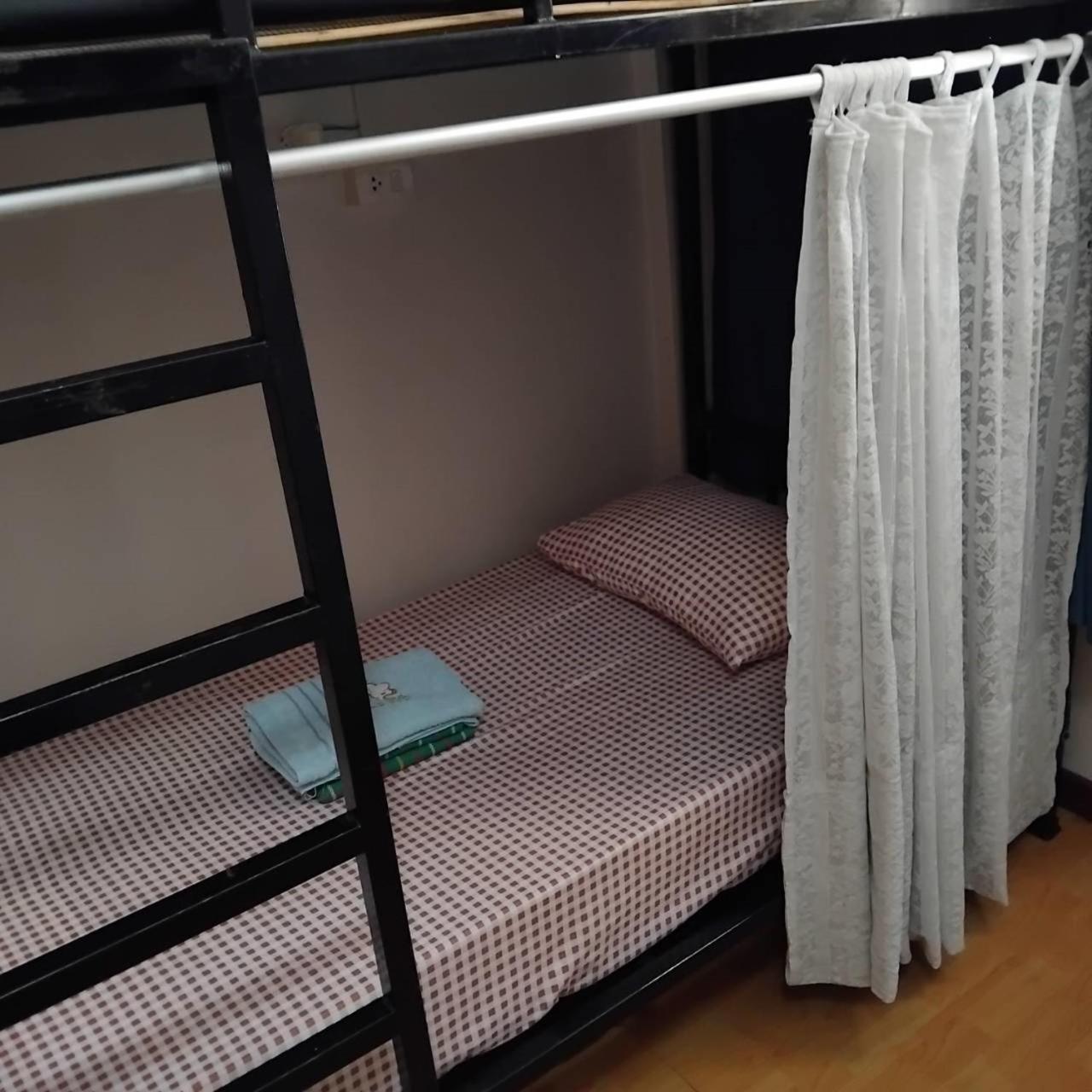 Amazing Khaosan Hostel กรุงเทพมหานคร ภายนอก รูปภาพ