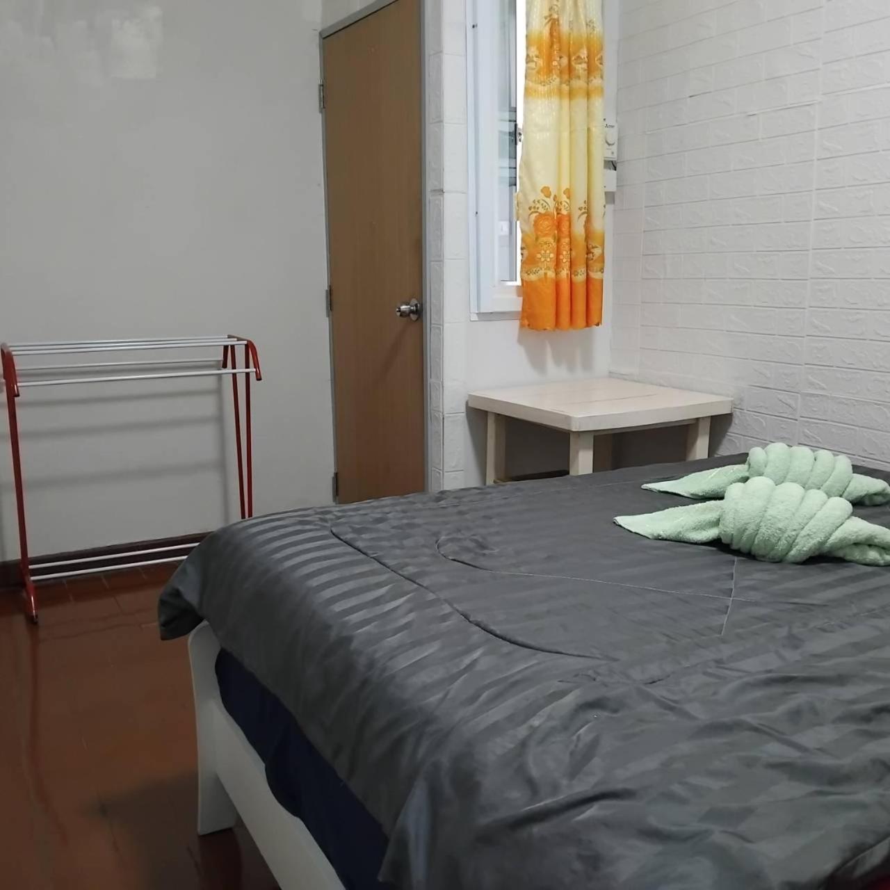 Amazing Khaosan Hostel กรุงเทพมหานคร ภายนอก รูปภาพ