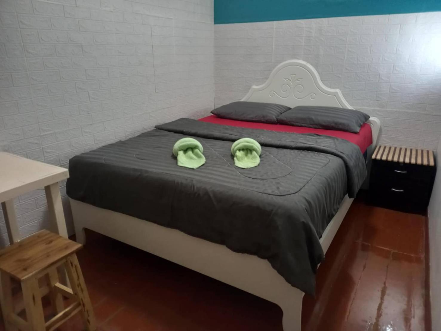 Amazing Khaosan Hostel กรุงเทพมหานคร ภายนอก รูปภาพ